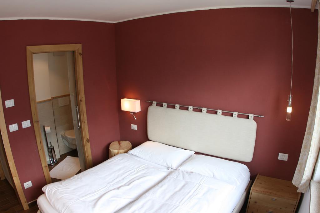 A. Paolo Apartments Vigo di Fassa Ngoại thất bức ảnh