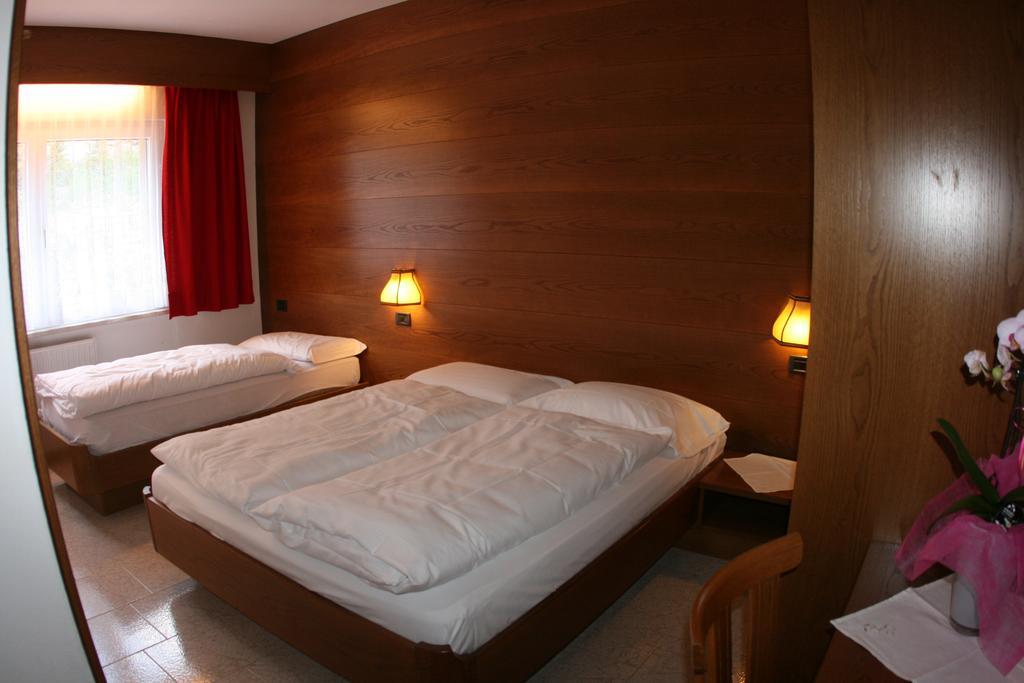 A. Paolo Apartments Vigo di Fassa Ngoại thất bức ảnh